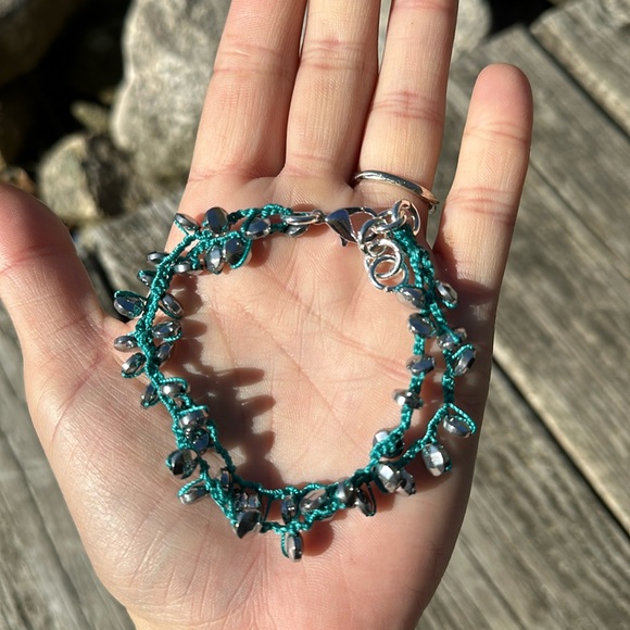 Hematite charm bracelet - Picture 2 of 9